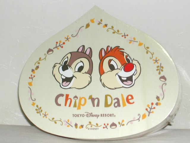 チップとデール 栗型お菓子缶