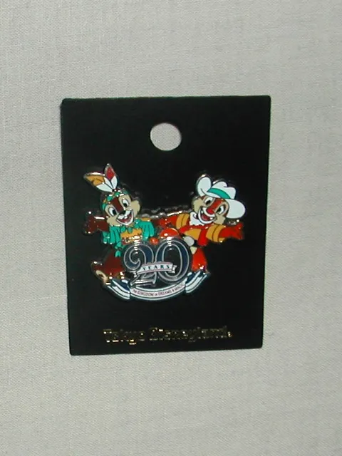 20周年ピンバッジ チップとデール