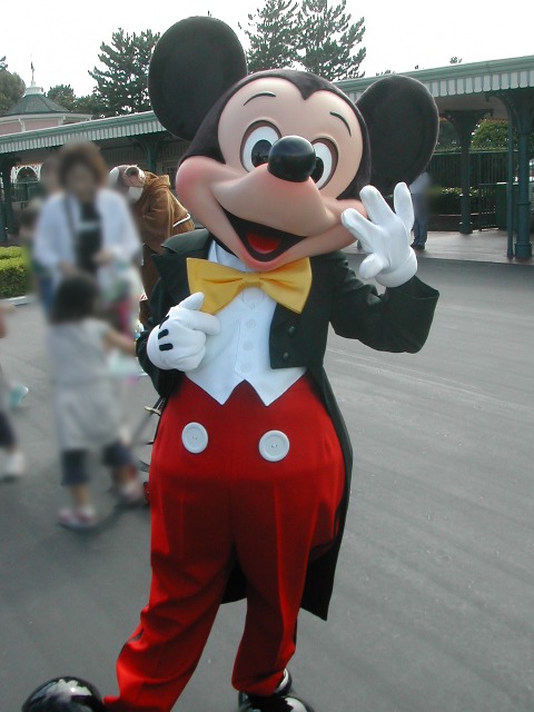 ミッキーマウス（エントランス）