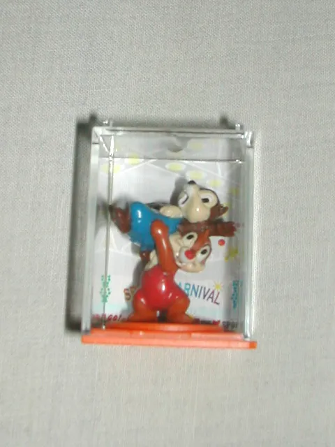 ディズニーキャラクター スポーツフィギュア チップとデールのレスリング