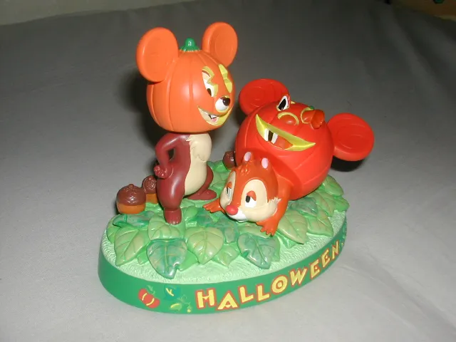 ハロウィーンフィギュア チップとデール