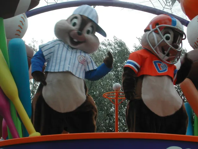 チップとデール（ディズニー・ハロウィーン 2004）