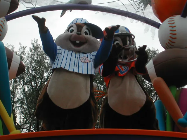 チップとデール（ディズニー・ハロウィーン 2004）