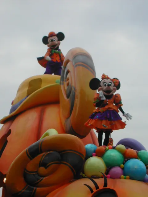 ミッキーとミニー（ディズニー・ハロウィーン 2004）