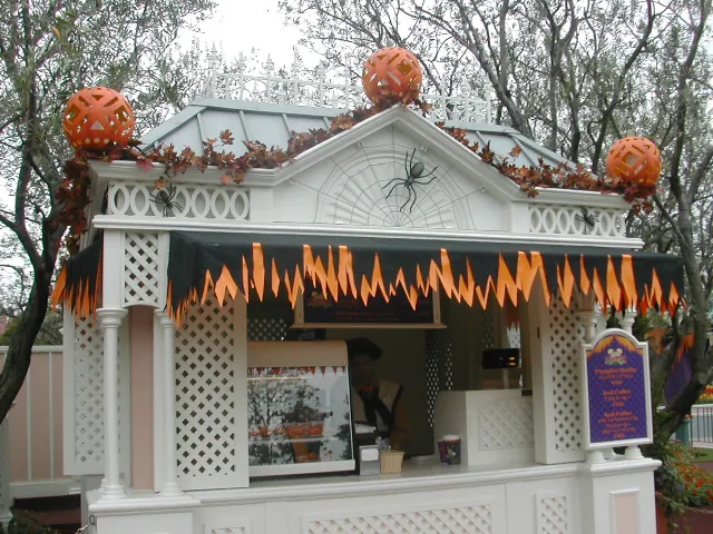 フードブース（ディズニー・ハロウィーン 2004）