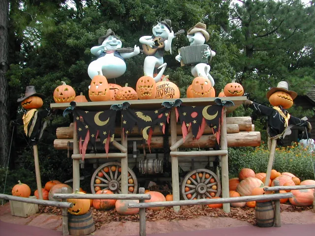 材木ワゴンのゴースト（ディズニー・ハロウィーン 2004）