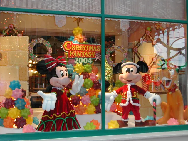 ショッピングウィンドウ（クリスマス・ファンタジー 2004）