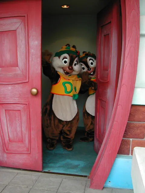 デールとチップ（トゥーンタウン）