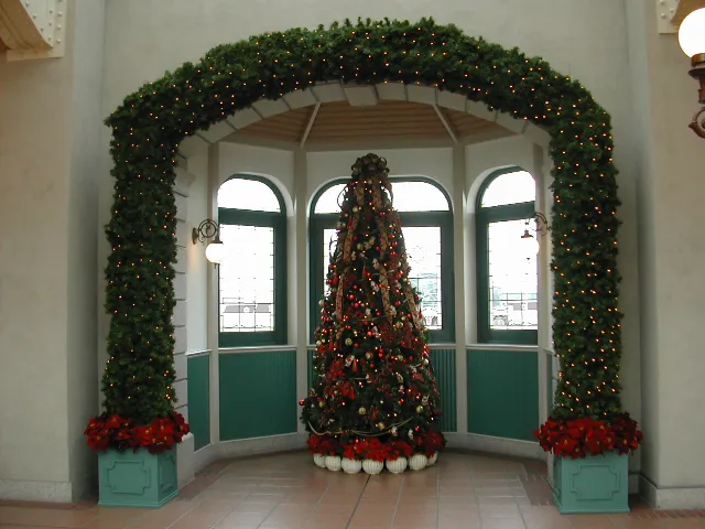 クリスマスツリー(東京ディズニーランド・ステーション)