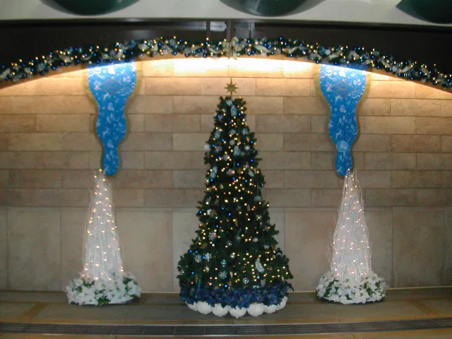 クリスマスツリー（東京ディズニーシー・ステーション）