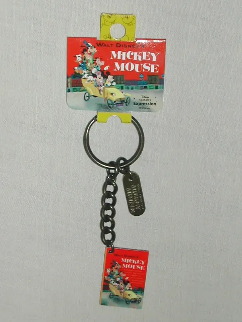 ミッキーと仲間たちのドライブイラストキーホルダー