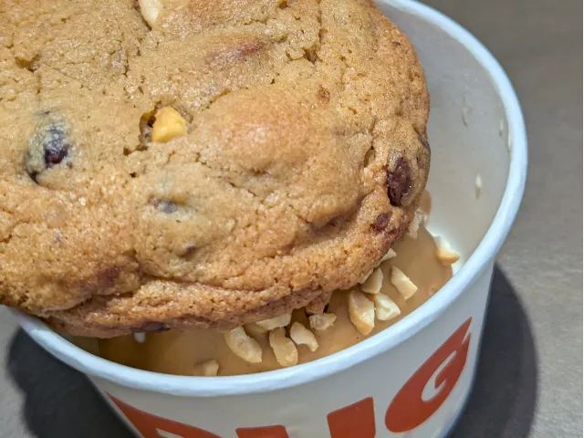 クッキーアンドアイスクリーム アップ（PUG）