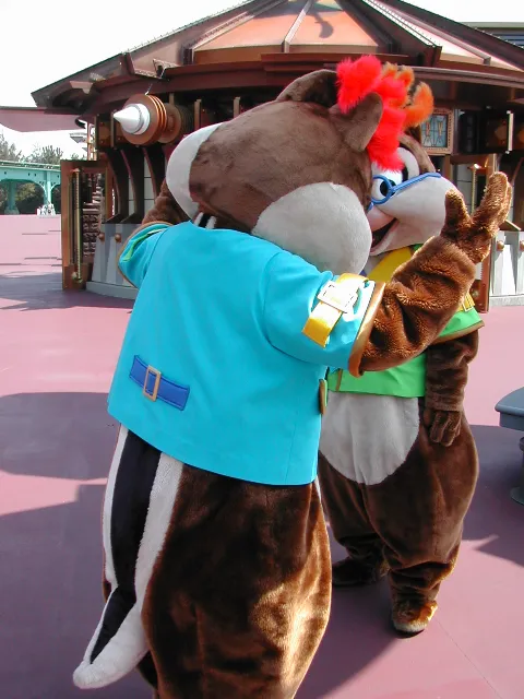 デールとチップ（ポートディスカバリー）