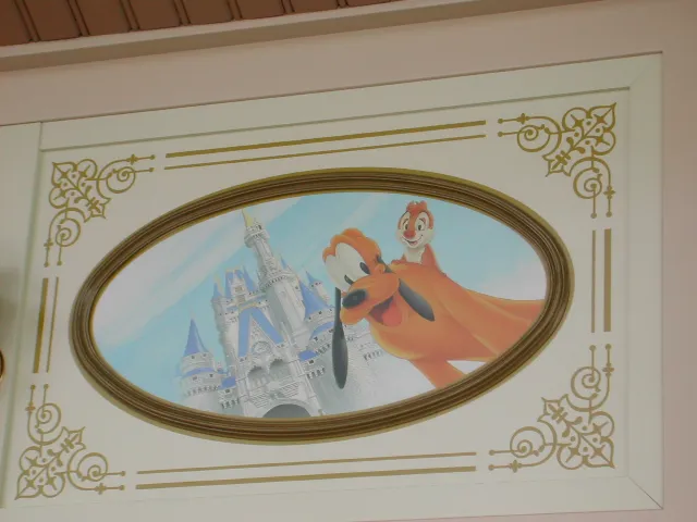 バス案内板装飾 プルートとデール（東京ディズニーランド）