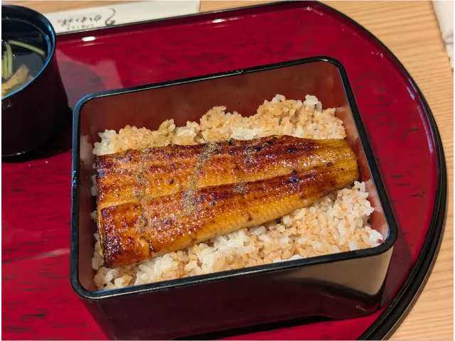 ランチうな重 シモ側（江戸前うなぎ かわ祥）