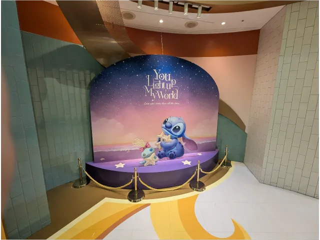 You Light Up My World飾り スティッチとスクランプ（ディズニーストア）