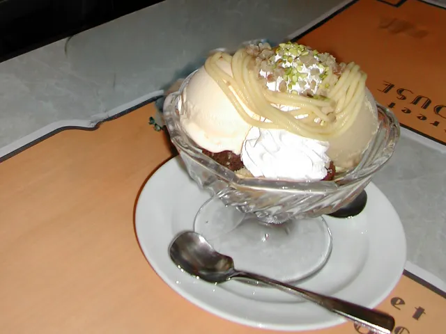 モンブランパフェ（センターストリート・コーヒーハウス）