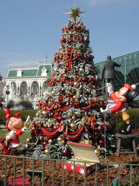 クリスマスツリー、ミッキー、ミニー（クリスマス・ファンタジー 2005）
