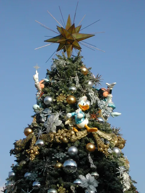 クリスマスツリーのキャラクターオーナメント ドナルド（クリスマス・ファンタジー 2005）
