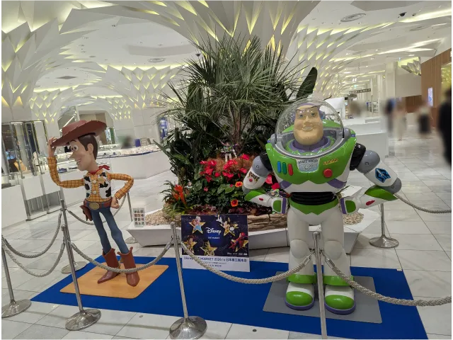 ウッディとバズ(Disney THE MARKET 2026)